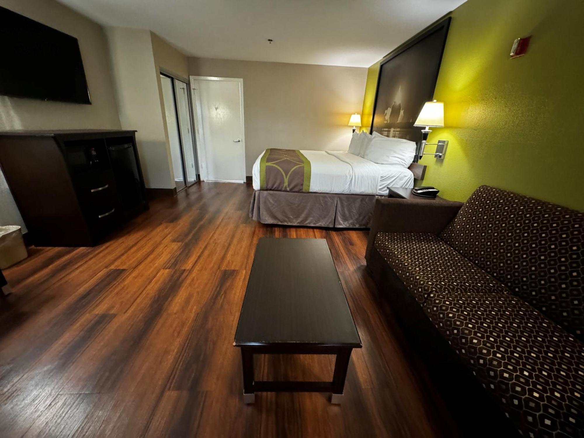 Super 8 By Wyndham Houston Webster Nasa Hotel Luaran gambar