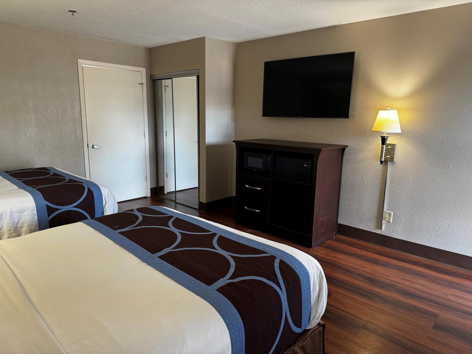 Super 8 By Wyndham Houston Webster Nasa Hotel Luaran gambar